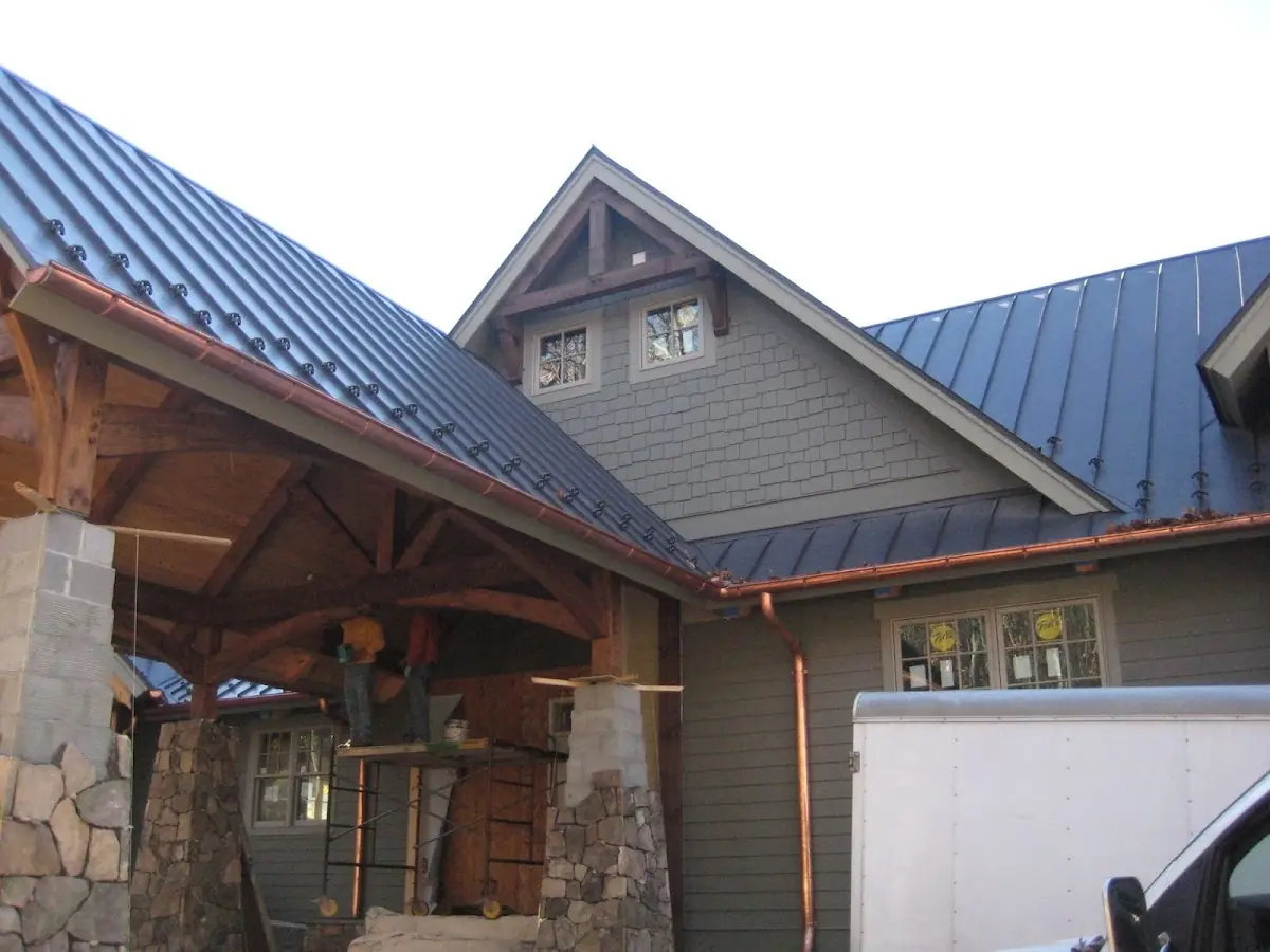 Craftsman Roofing team delivering quality roofing work in Capleville